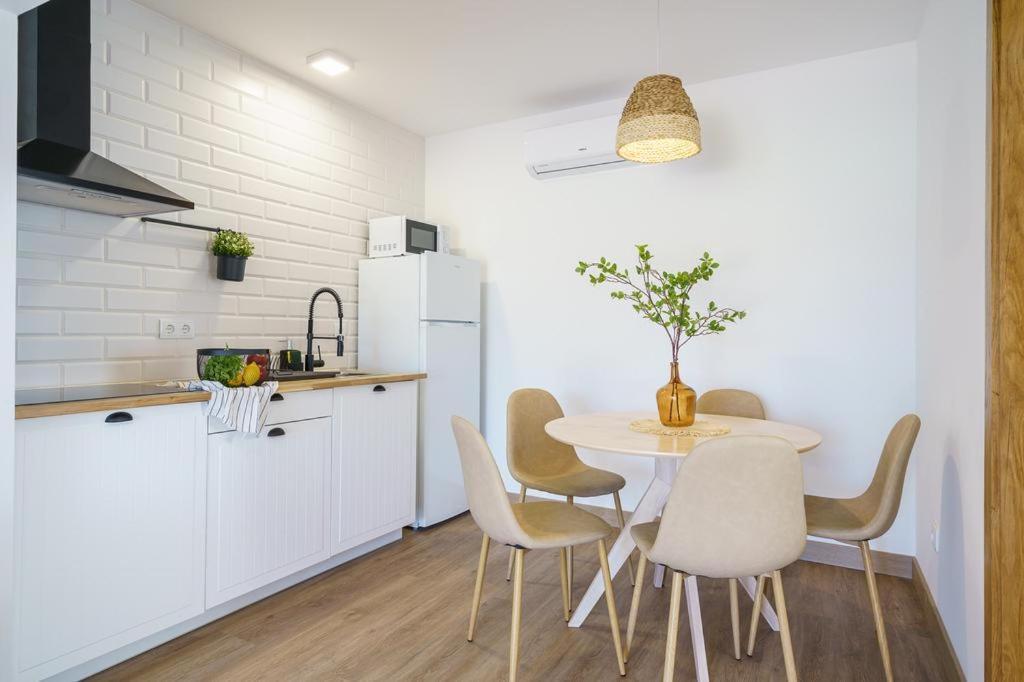 Ria Apartment